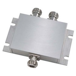 Picture of Wireless 2-Way Signal Splitter / Combiner 750-2700 MHz